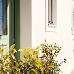 Zen Minimal Luxury Housing 度假居