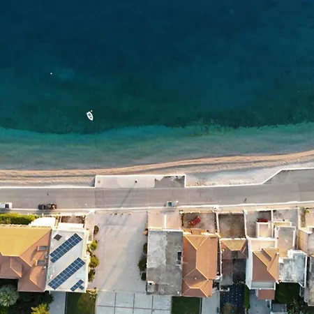 Zen Minimal Luxury Housing * Τυρός