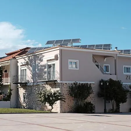 Zen Minimal Luxury Housing Τυρός