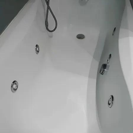 Zen Minimal Luxury Housing Tirós