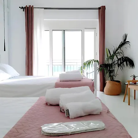 Zen Minimal Luxury Housing * Τυρός