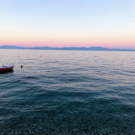 Zen Minimal Luxury Housing * Τυρός