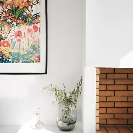 Zen Minimal Luxury Housing Tirós