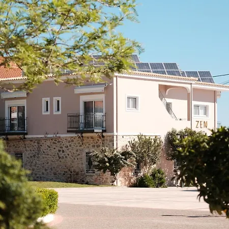 Zen Minimal Luxury Housing * Τυρός