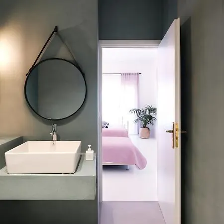 בית נופש Zen Minimal Luxury Housing