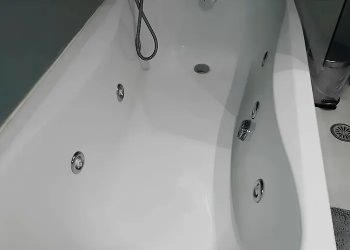 Zen Minimal Luxury Housing Tirós