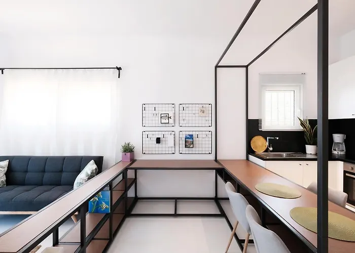 Zen Minimal Luxury Housing * Tirós